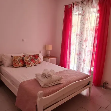 Christoforos Christoforatos アパート